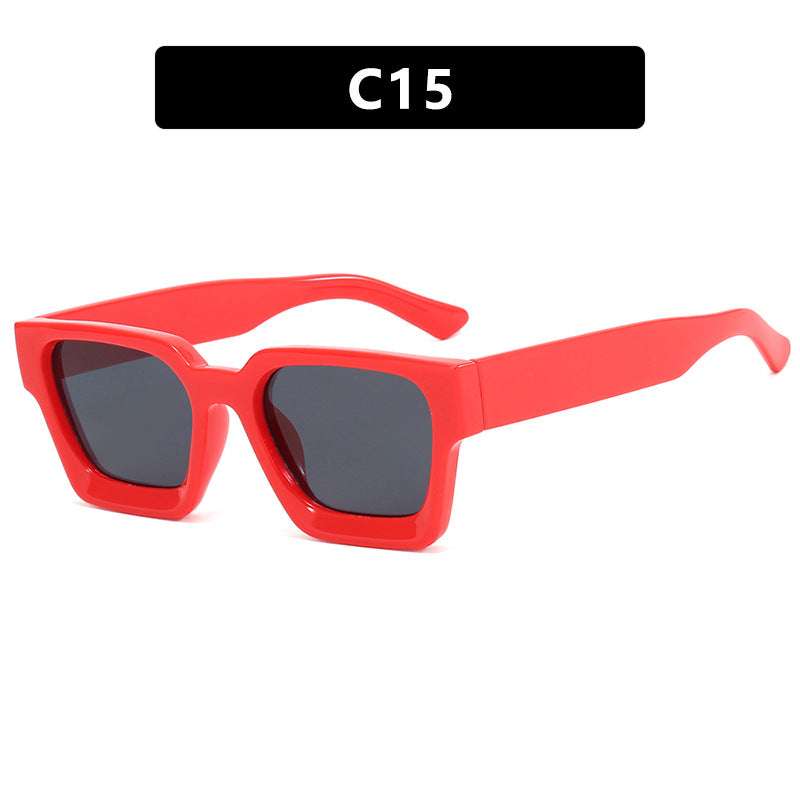Ladies fashionable square sunglasses with sturdy frame and yellow lenses Bowlift