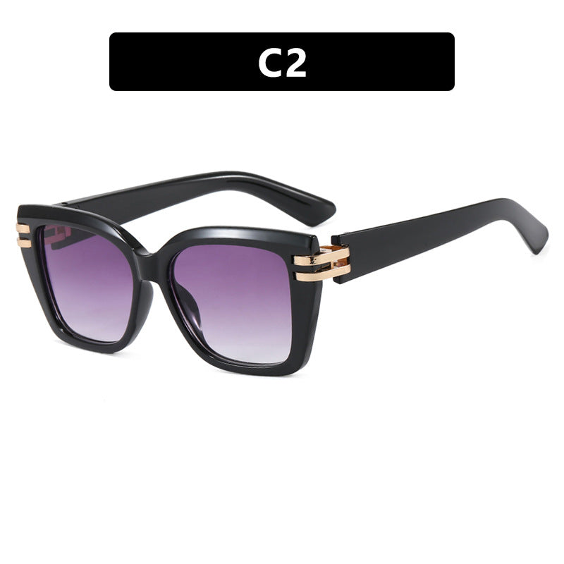 Women stylish oversized sunglasses with luxurious details Bowlift