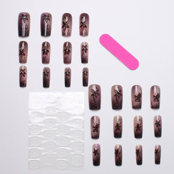 Artificial nails with floral accents Bowlift