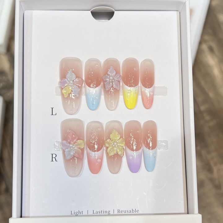 Floral-Inspired Artistic Press-On Nail Set Bowlift