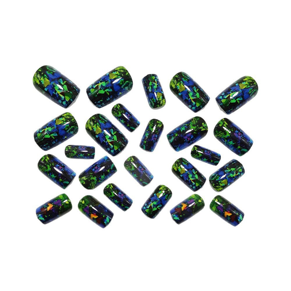 Glamorous artificial nails Bowlift