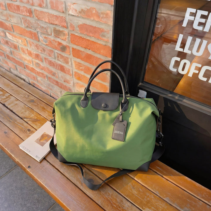 Elegant Travel Bag with Durable Material and Adjustable Shoulder Strap Bowlift