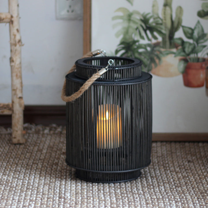 Decorative lantern made of woven material Bowlift