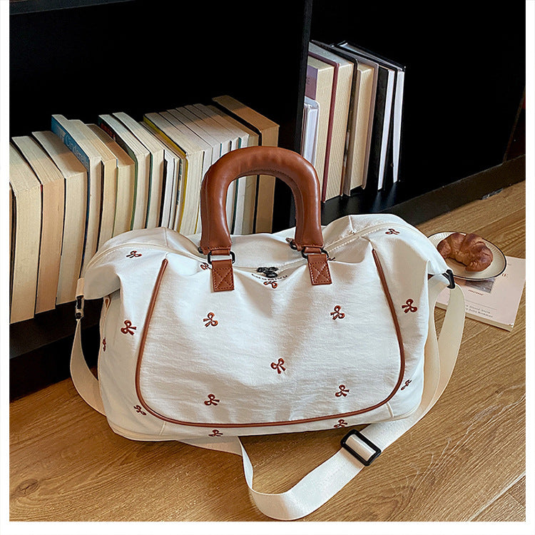 Sporty Shoulder Bag Bowlift