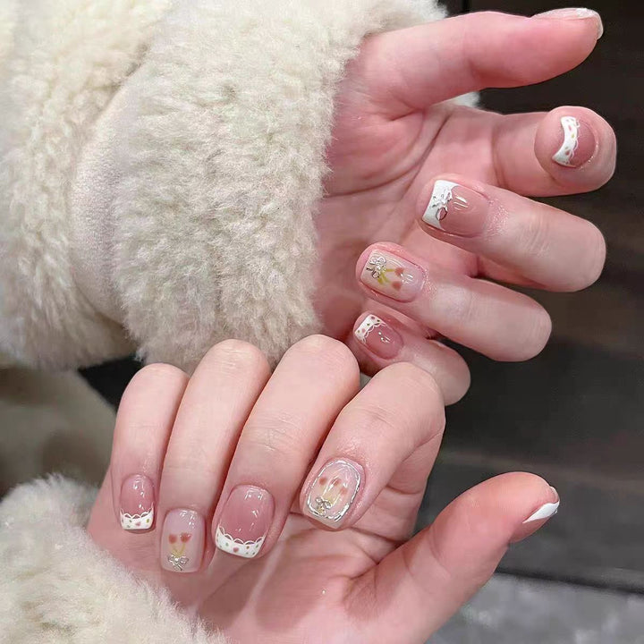 Floral-Themed Press-On Nail Set Bowlift