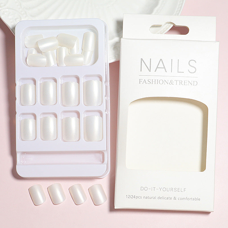Premium DIY Press-On Nail Kit Bowlift