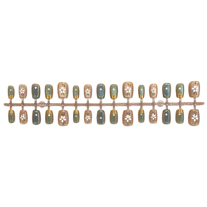 Floral Accent Press-On Nail Art Set Bowlift