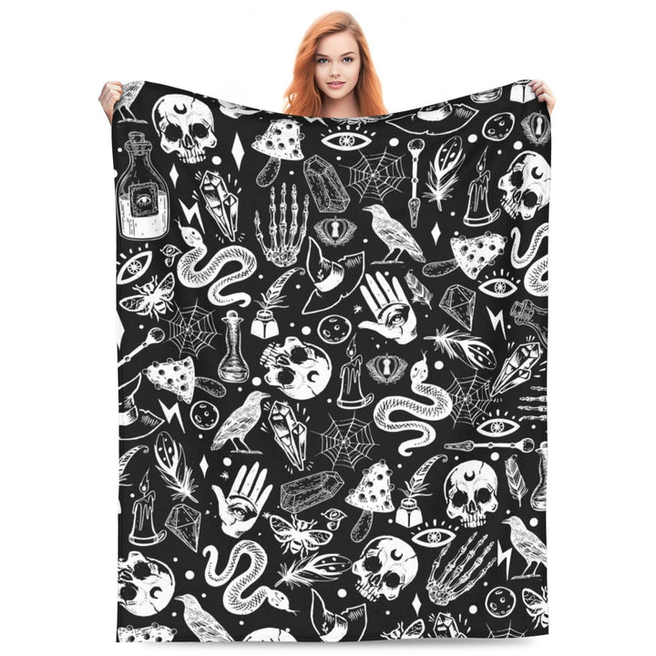 Halloween-Themed Cozy Fleece Blanket