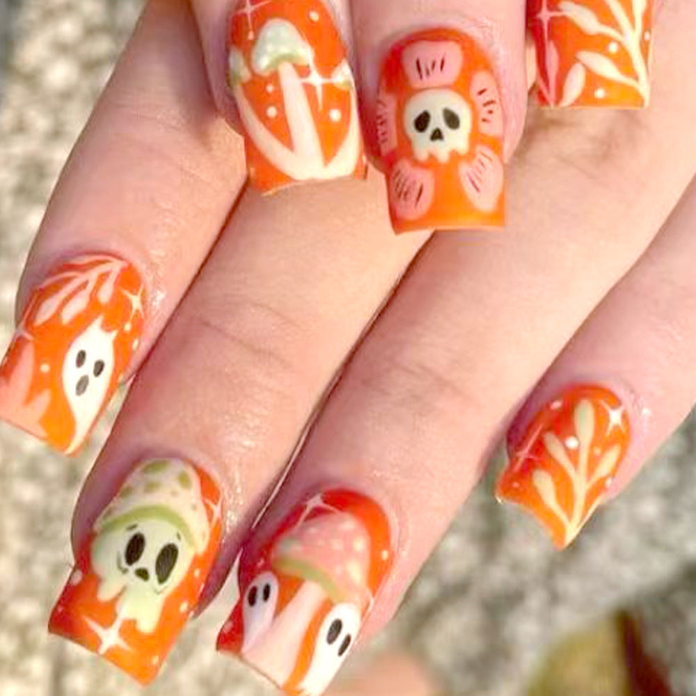 Creative Halloween-Themed Nail Art Bowlift