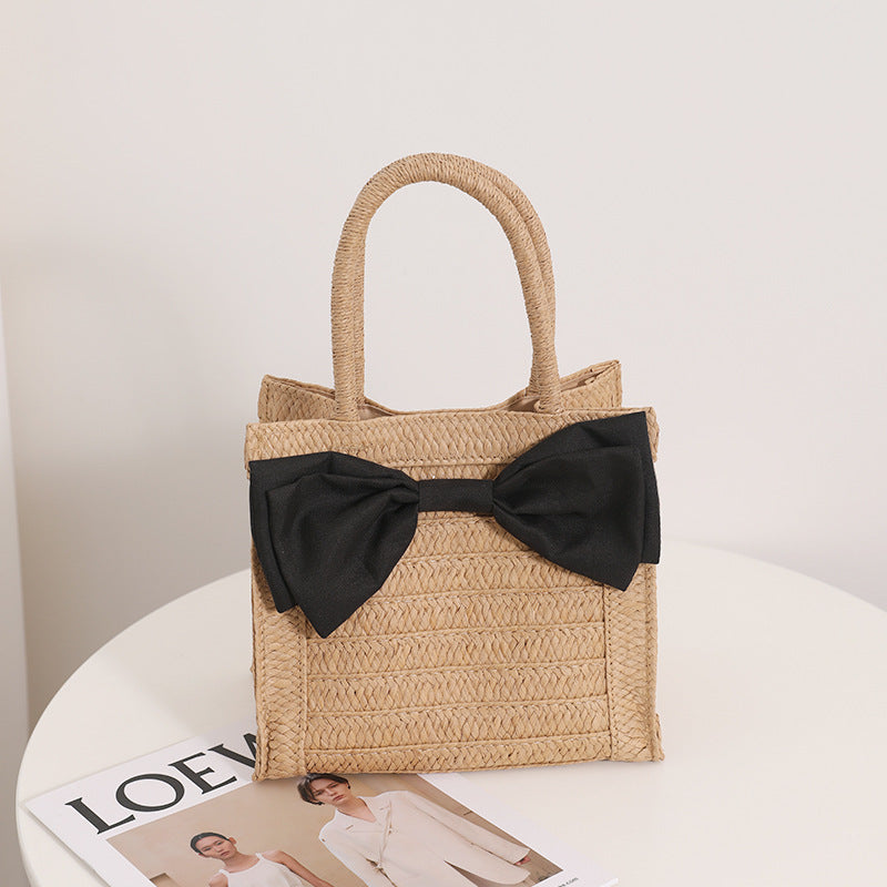 Elegant Bast handbag with bow detail Bowlift