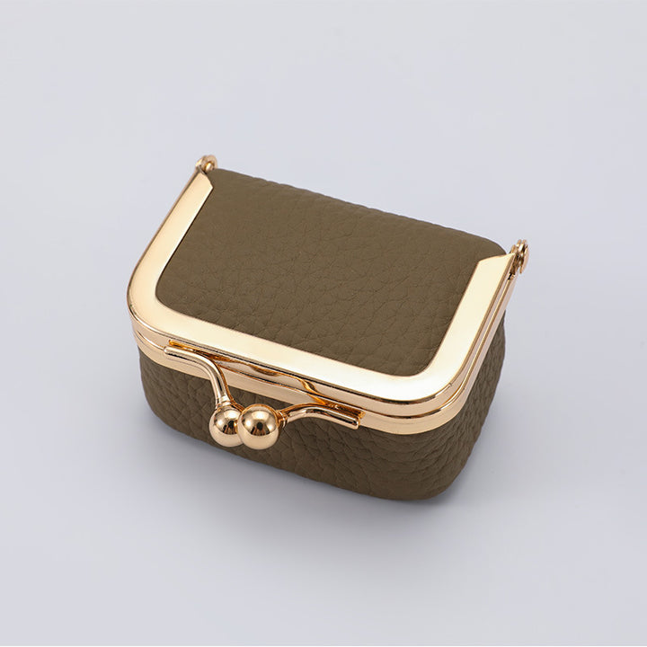 Elegant Vintage Clutch Bowlift