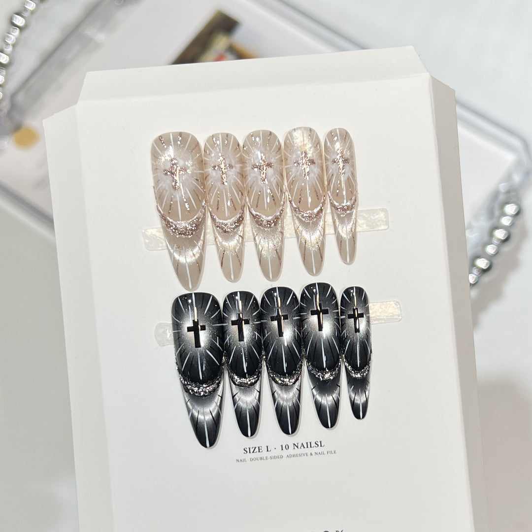 Chic Press-On Nail Set with Elegant Rhinestone Design Bowlift
