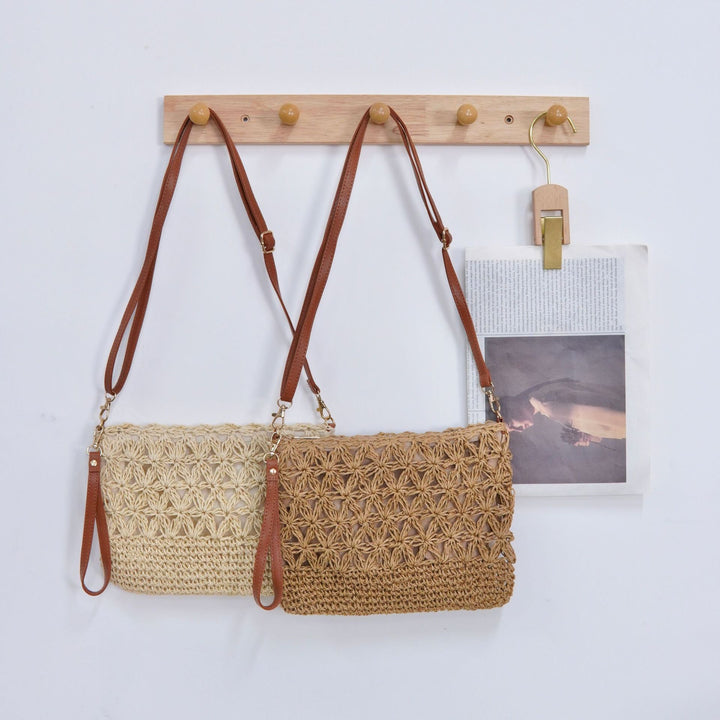 Handbag with delicate floral pattern Bowlift