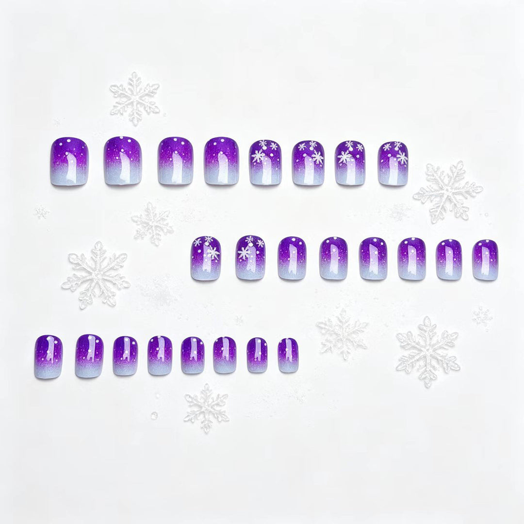 Glittering artificial nails with snowflake design Bowlift
