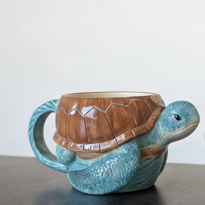Coffee cup with turtle design Bowlift