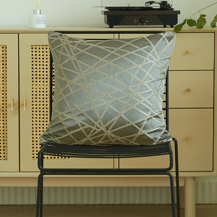 Geometric Pattern Decorative Pillow