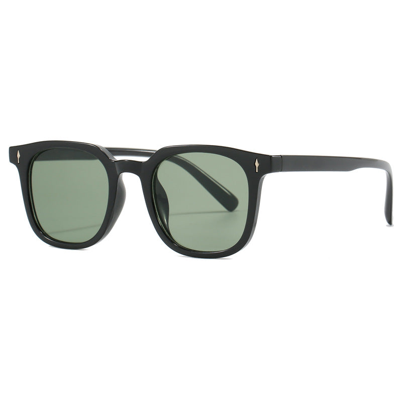 Women's fashionable square sunglasses with durable plastic frame Bowlift