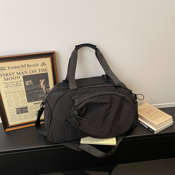 Light and Durable Sports Bag Bowlift