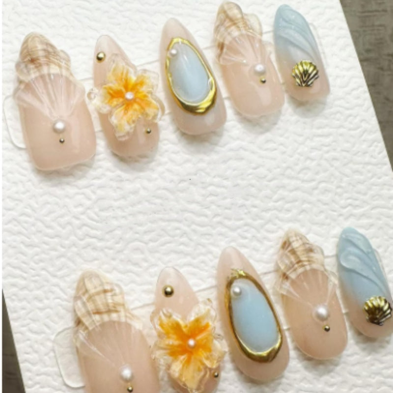 Artistic Seashell-Themed Press-On Nail Collection Bowlift