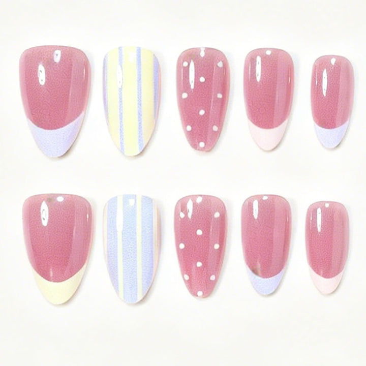 Artistic Press-On Nail Tips with Unique Patterns Bowlift
