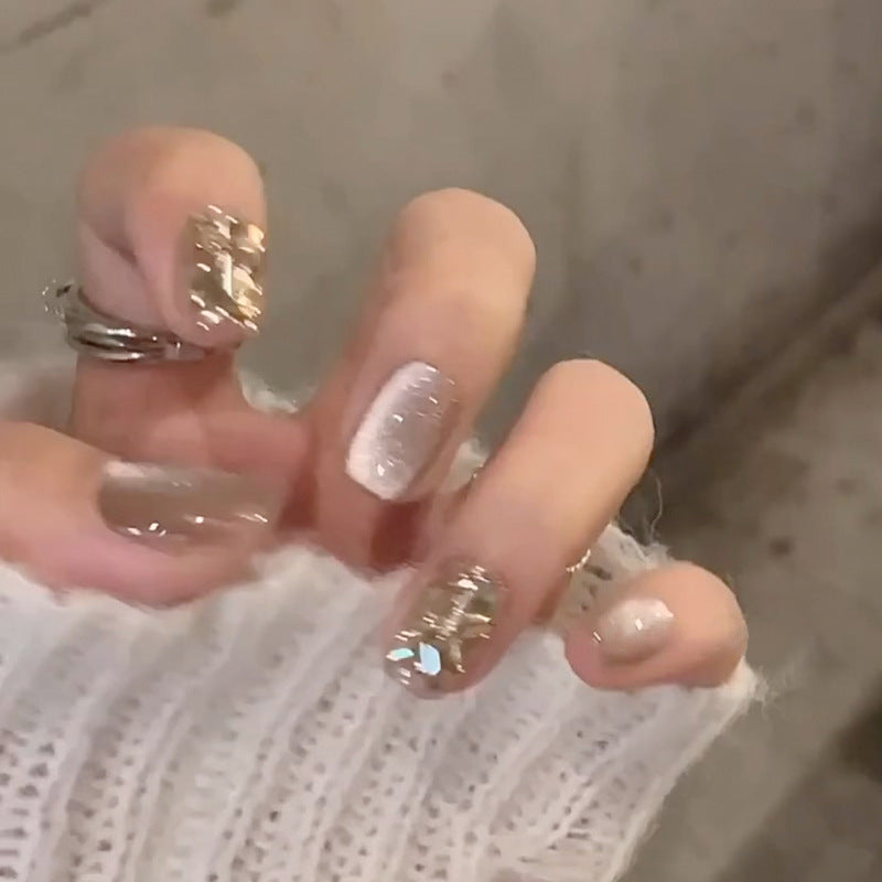 Elegant Nail Art Bowlift