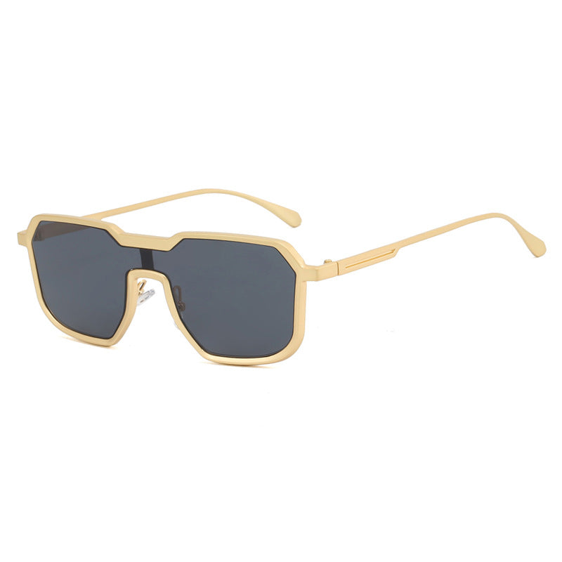 Ladies extravagant geometric sunglasses with protective UV filter Bowlift