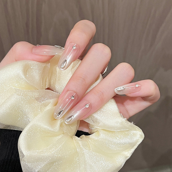 Artistic Floral-Embellished Press-On Nail Art Bowlift