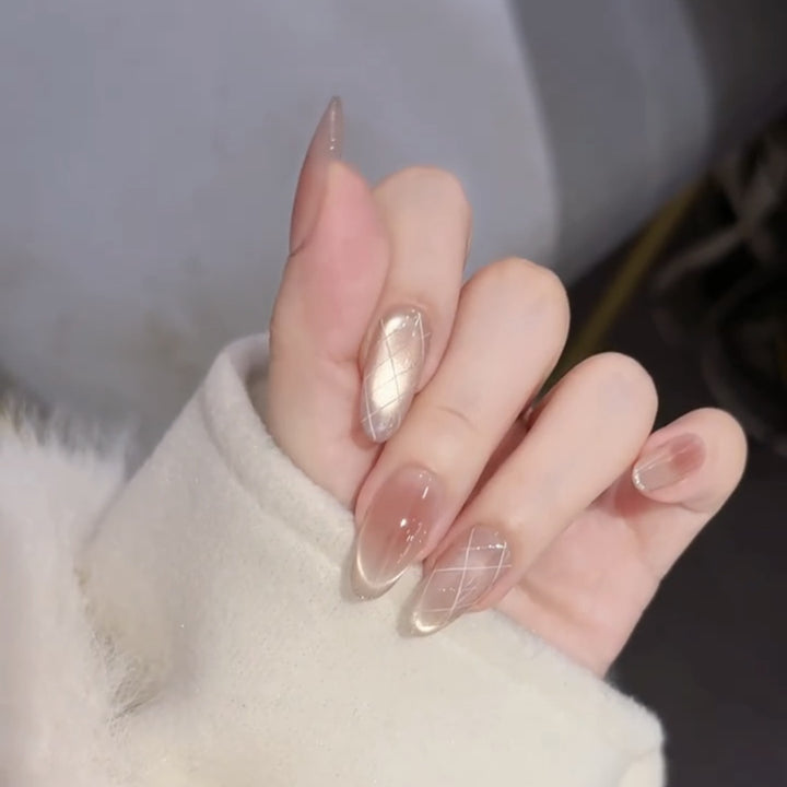 Luxury Press-On Nail Enhancements Bowlift
