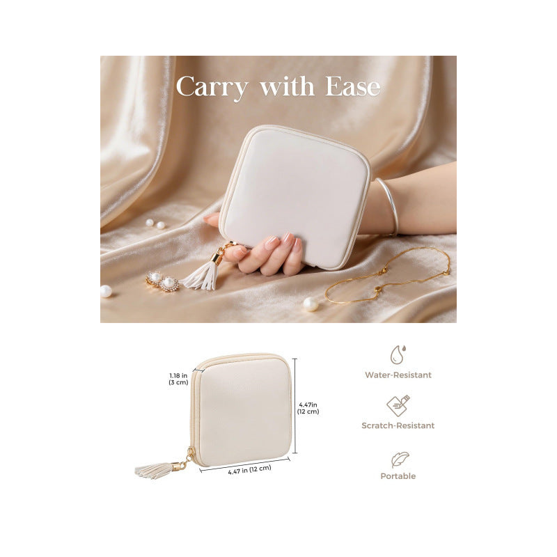 Elegant jewelry organizer with individual divider system Bowlift