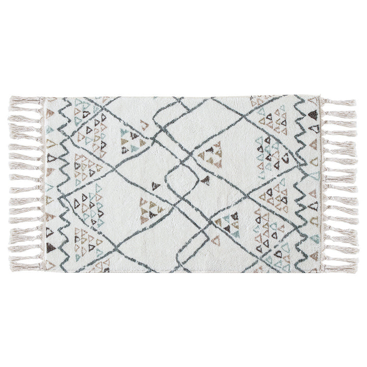 Boho cotton bath mat with fringes and geometric diamond pattern Bowlift
