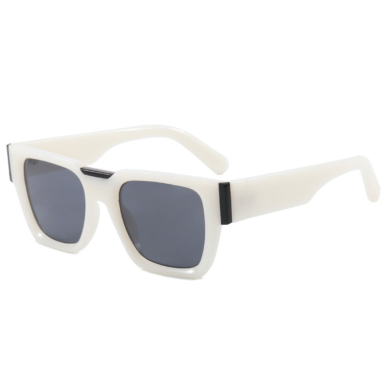 Ladies stylish square sunglasses with polarized lenses Bowlift