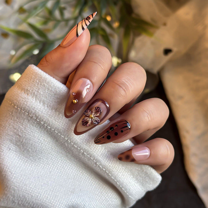Artistic Press-On Nail Art Set with Floral and Abstract Design Bowlift
