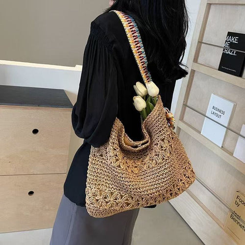 Handcrafted tote bag with colorful shoulder strap Bowlift