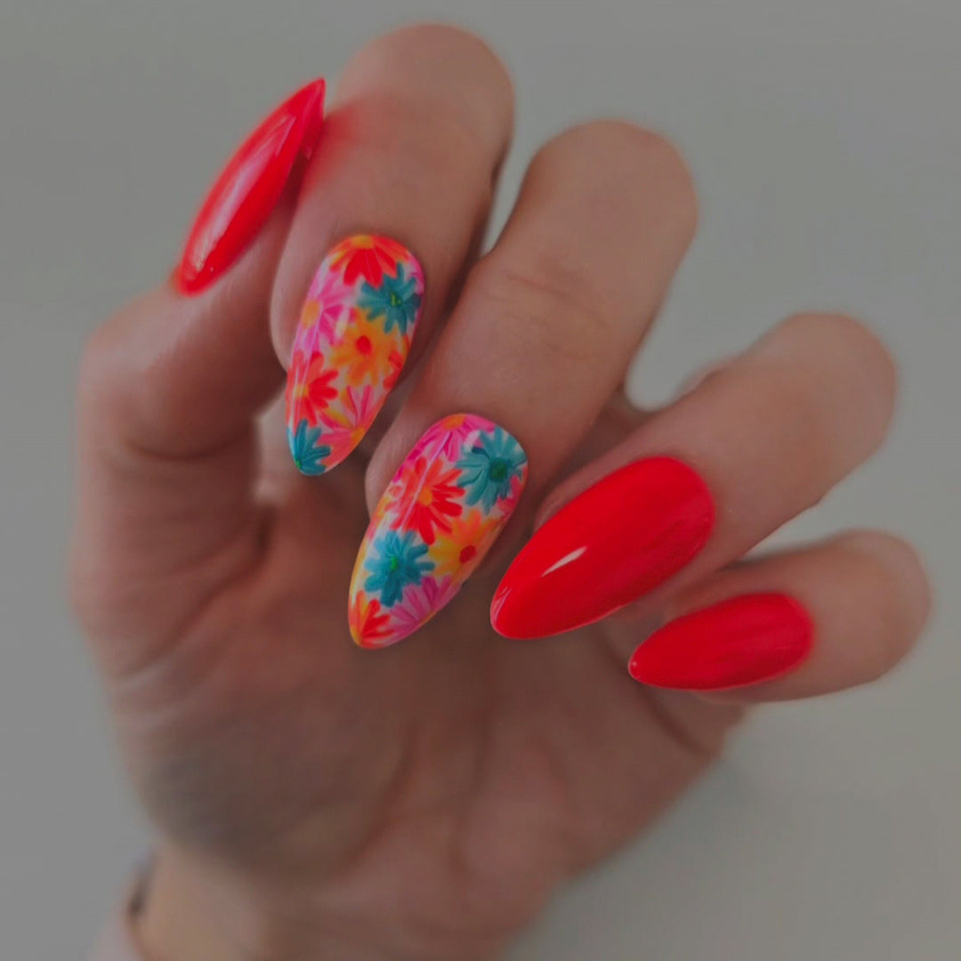 Artistic Summer Floral Acrylic Nail Art Bowlift