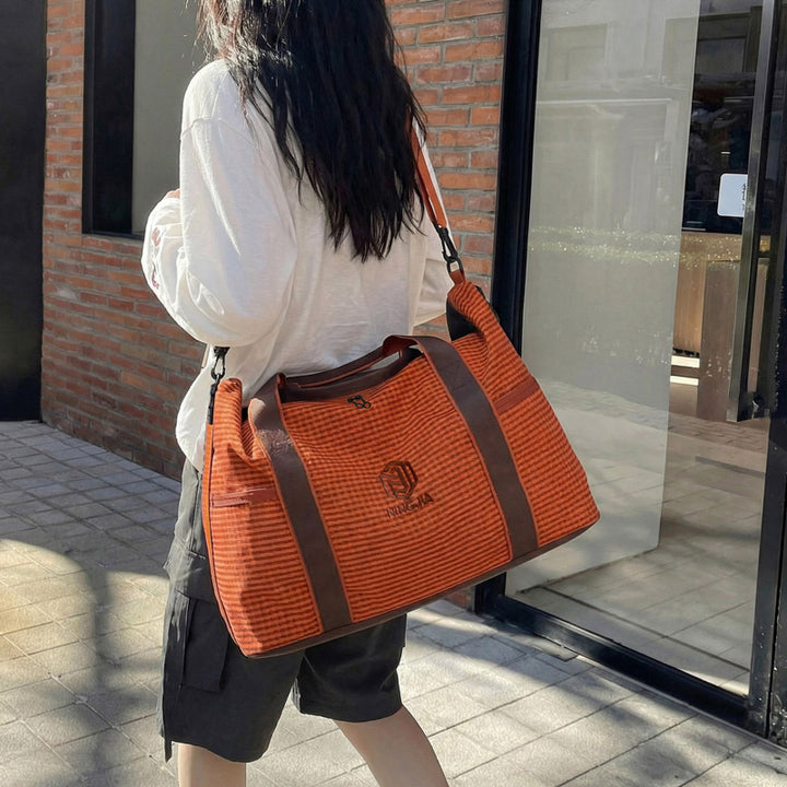 Spacious Multi-Pocket Gym Duffle Bag Bowlift