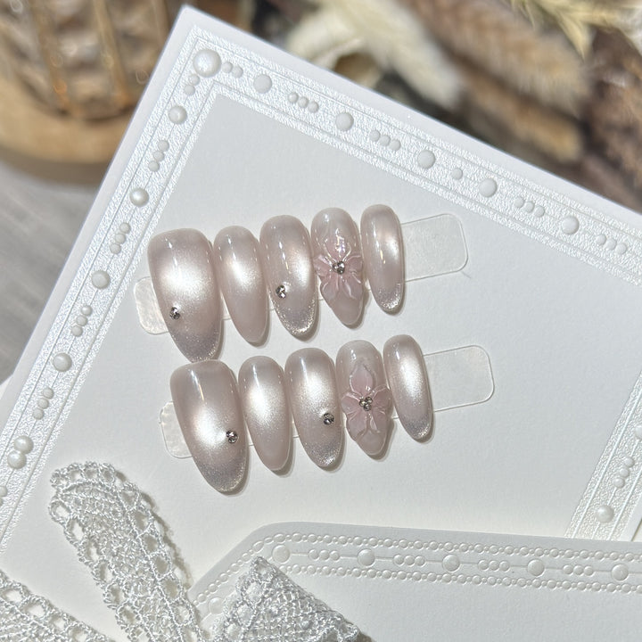 Elegant Floral Accented Press-On Nails Bowlift