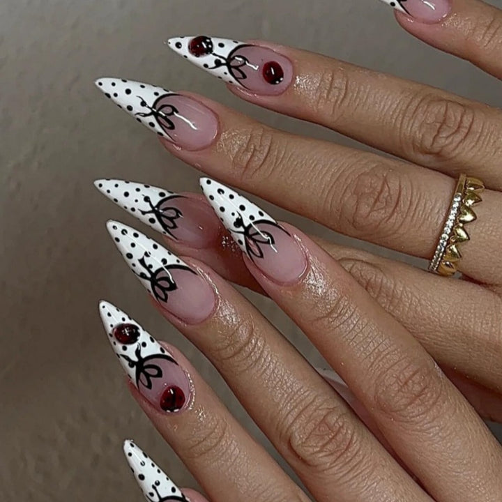 Elegant Artistic Press-On Nail Set Bowlift