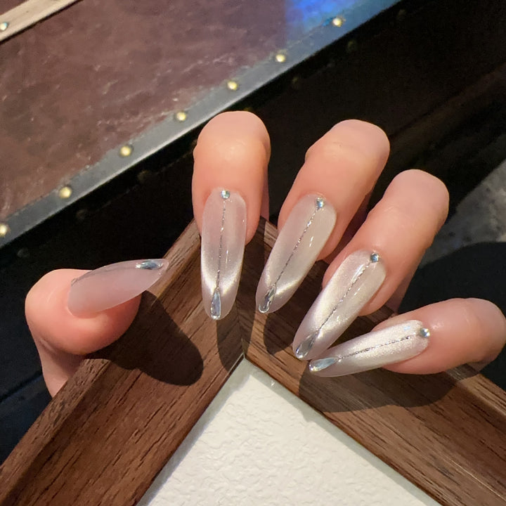 Elegant Stiletto Press-On Nails Bowlift