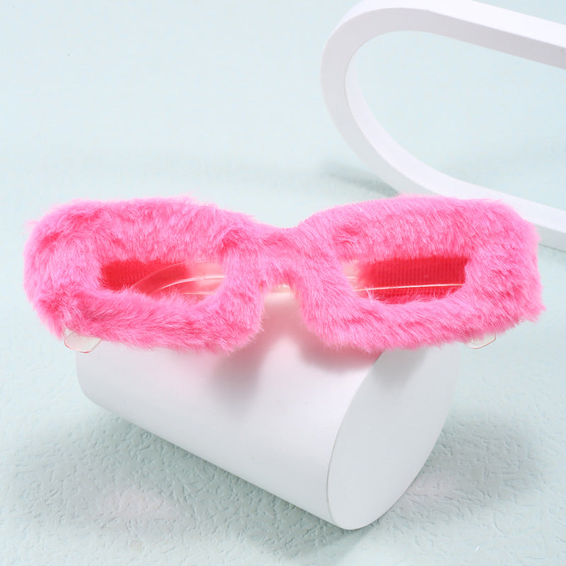 Ladies extravagant sunglasses with luxurious fur frame Bowlift