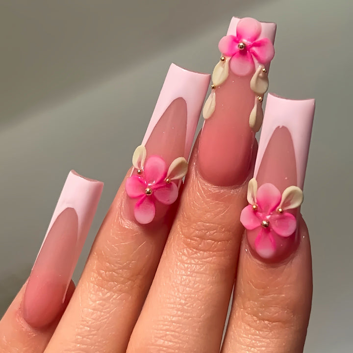 Floral Design Nail Tips Bowlift