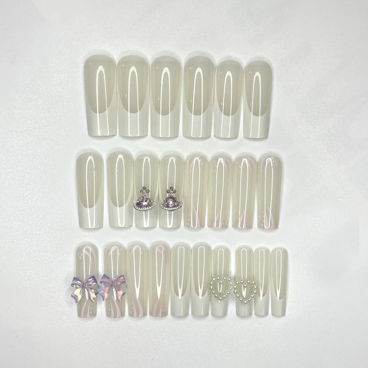 Glamorous 3D Decorated Nail Extensions Bowlift