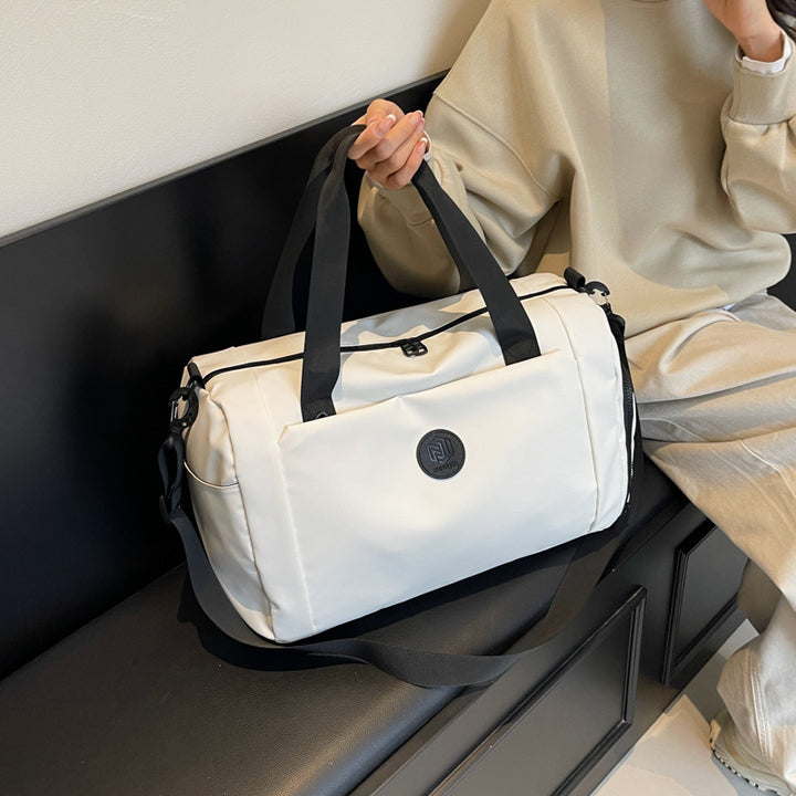 Sleek Waterproof Weekender Duffle Bag Bowlift