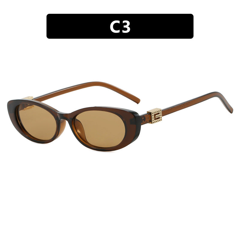 Women elegant Cat-Eye sunglasses with fine accents Bowlift