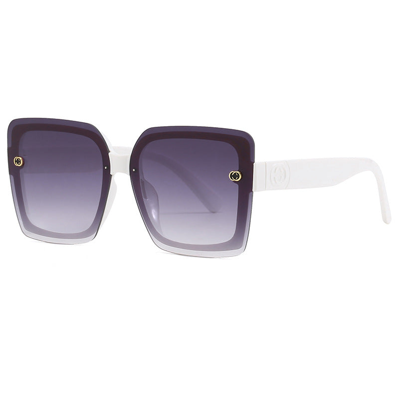 Women's oversized square sunglasses with elegant frame Bowlift