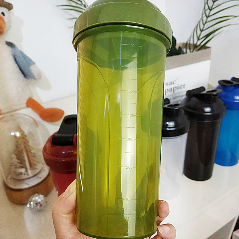 Unisex Shaker bottle in a timeless design with practical pouring opening Bowlift