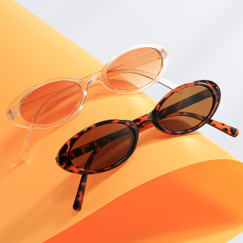 Vintage-Inspired Oval Sunglasses Bowlift