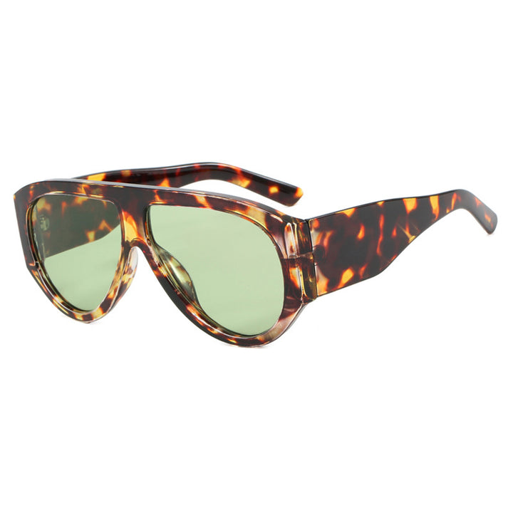 Ladies fashionable sunglasses in modern design with wide frame Bowlift