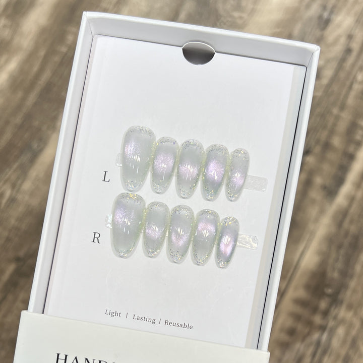 Handmade Press-On Nail Set with Iridescent Finish Bowlift