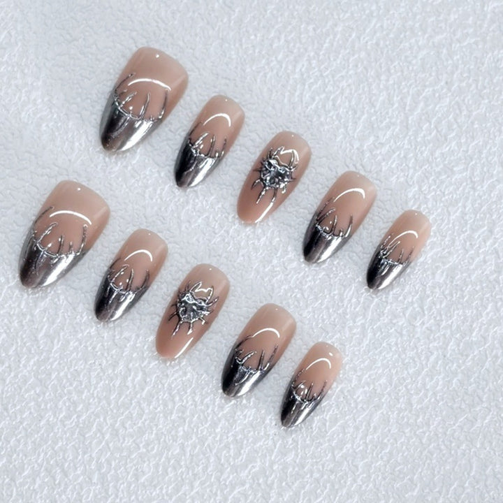 Artificial nails with metallic accents Bowlift