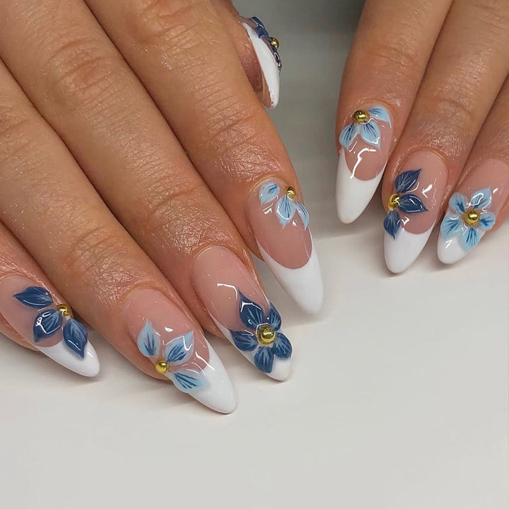 Elegant Floral Nail Art Press-On Set Bowlift